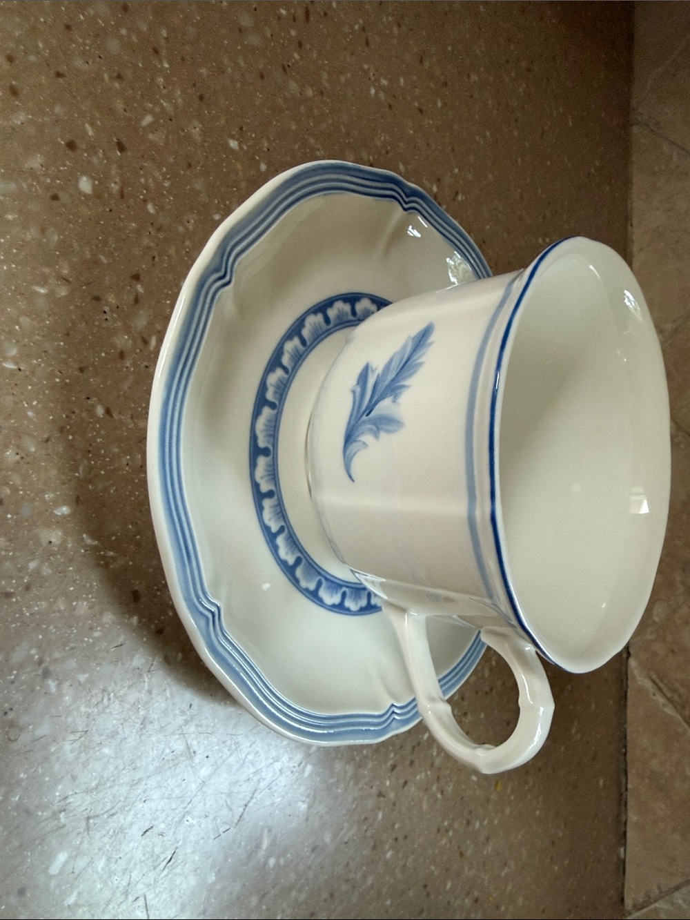 6 cup n saucers Villeroy & Boch Azul Blue and White Floral Tea Cup with Saucer